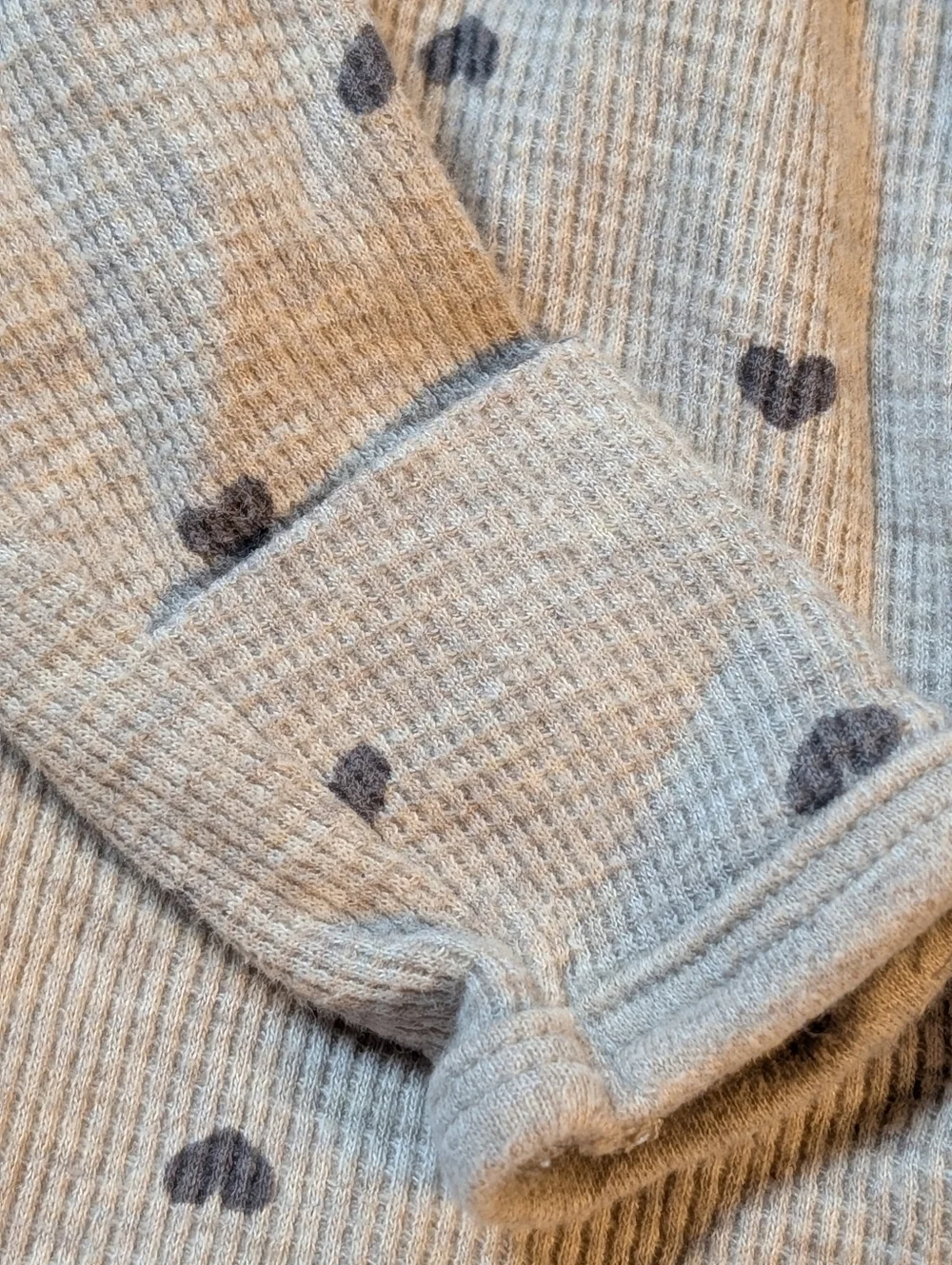 Just One You by Carter’s Baby Girl Heart Print Thermal Sleeper NB Zip Up (G1-G)‎
